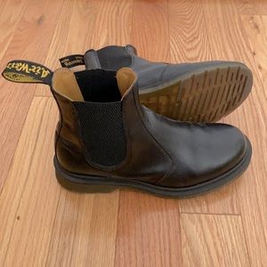 Dr. Martens Chelsea Boots